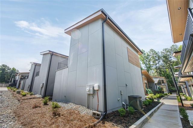 6305 Shannon Parkway 104, Union City, GA 30291