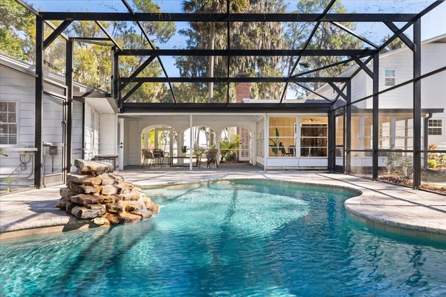 3001 LAKESHORE DRIVE, Mount Dora, FL 32757