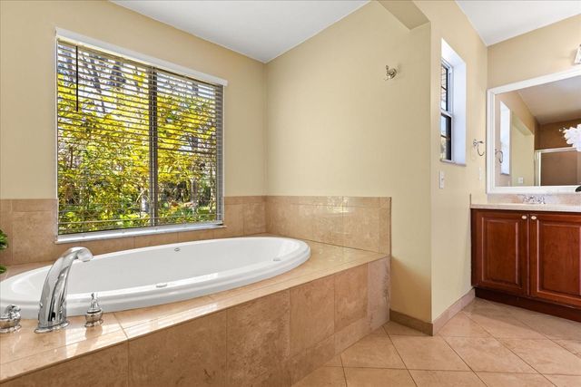 3001 LAKESHORE DRIVE, Mount Dora, FL 32757