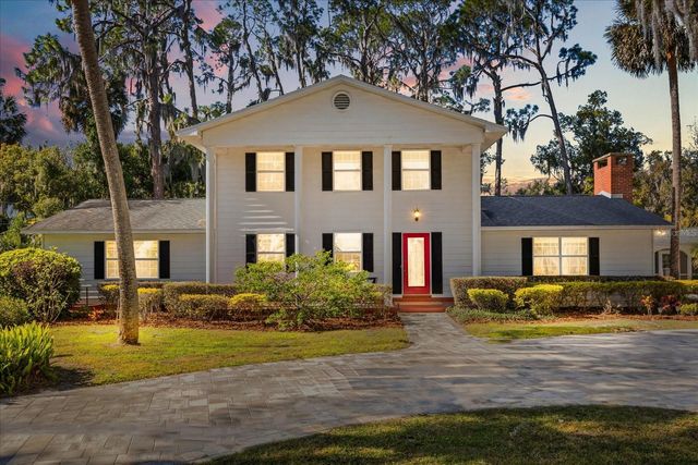 3001 LAKESHORE DRIVE, Mount Dora, FL 32757