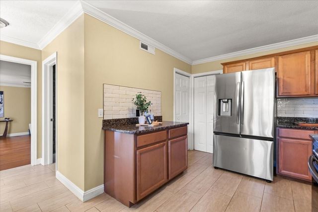 3001 LAKESHORE DRIVE, Mount Dora, FL 32757