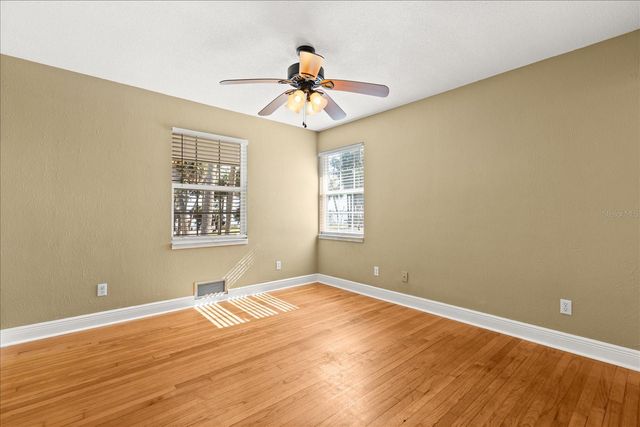 3001 LAKESHORE DRIVE, Mount Dora, FL 32757