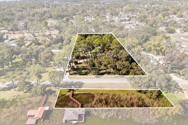 3001 LAKESHORE DRIVE, Mount Dora, FL 32757