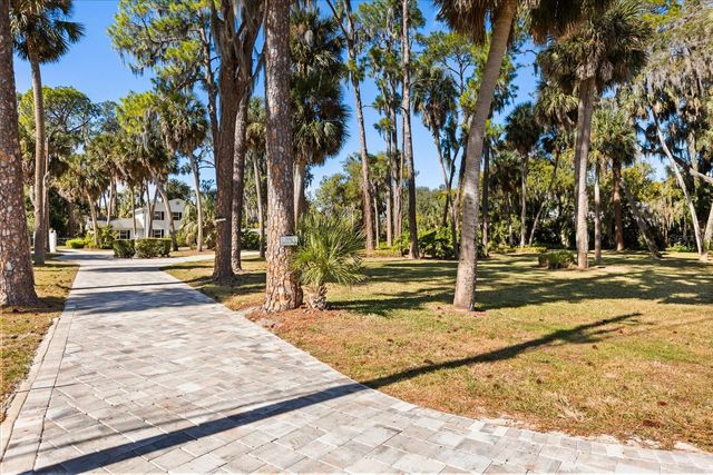 3001 LAKESHORE DRIVE, Mount Dora, FL 32757
