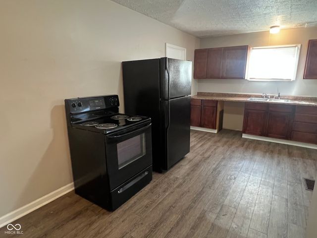 606 S Spencer Avenue, Indianapolis, IN 46219
