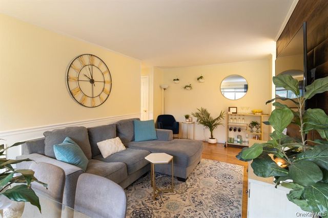 2449 Union Boulevard 36A, Islip, NY 11751