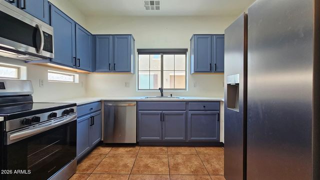 17716 W MANDALAY Lane, Surprise, AZ 85388