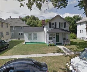 1126 E 4th Street, Monroe, MI 48161