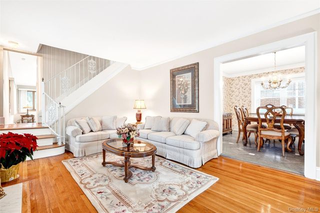 3334 Country Club Road, Bronx, NY 10465