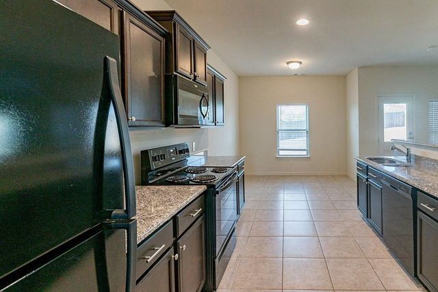 6116 Obsidian Creek Court, Fort Worth, TX 76179