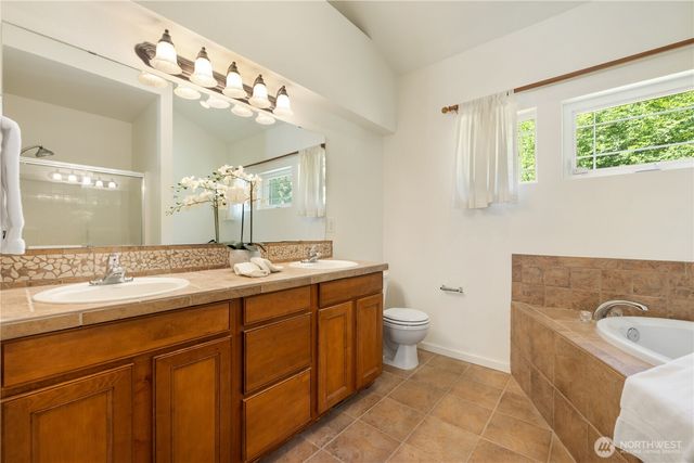 8706 Long Lake Road SE, Port Orchard, WA 98367