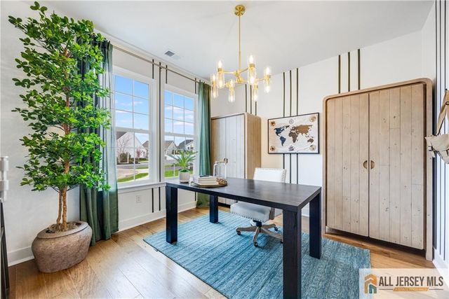 2 Galerie Court, Monroe, NJ 08831