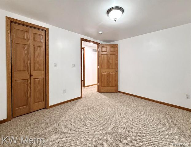 1730 Indian Road, Lapeer, MI 48446