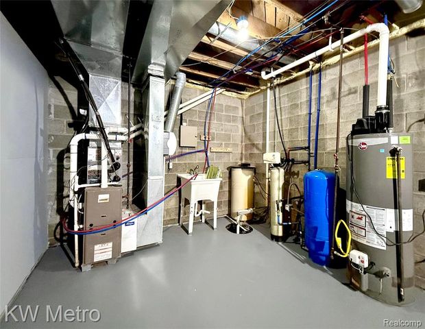 1730 Indian Road, Lapeer, MI 48446