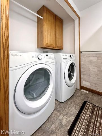 1730 Indian Road, Lapeer, MI 48446