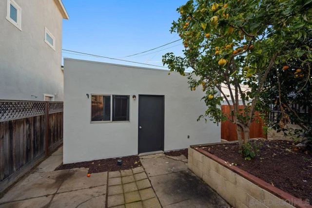 812 H Ave, Coronado, CA 92118