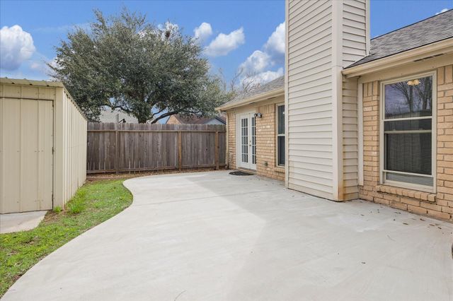 3127 E Heatherock Circle, Sugar Land, TX 77479
