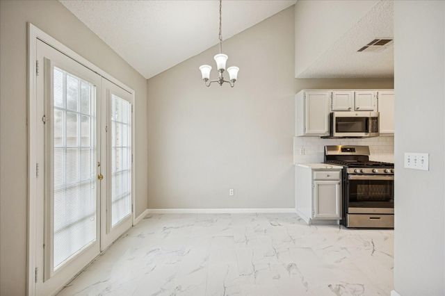 3127 E Heatherock Circle, Sugar Land, TX 77479