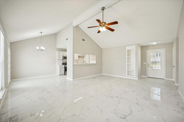 3127 E Heatherock Circle, Sugar Land, TX 77479