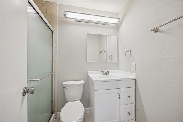 3127 E Heatherock Circle, Sugar Land, TX 77479