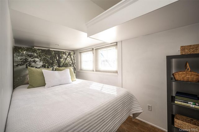 44 Merrit Avenue, Millbrook, NY 12545