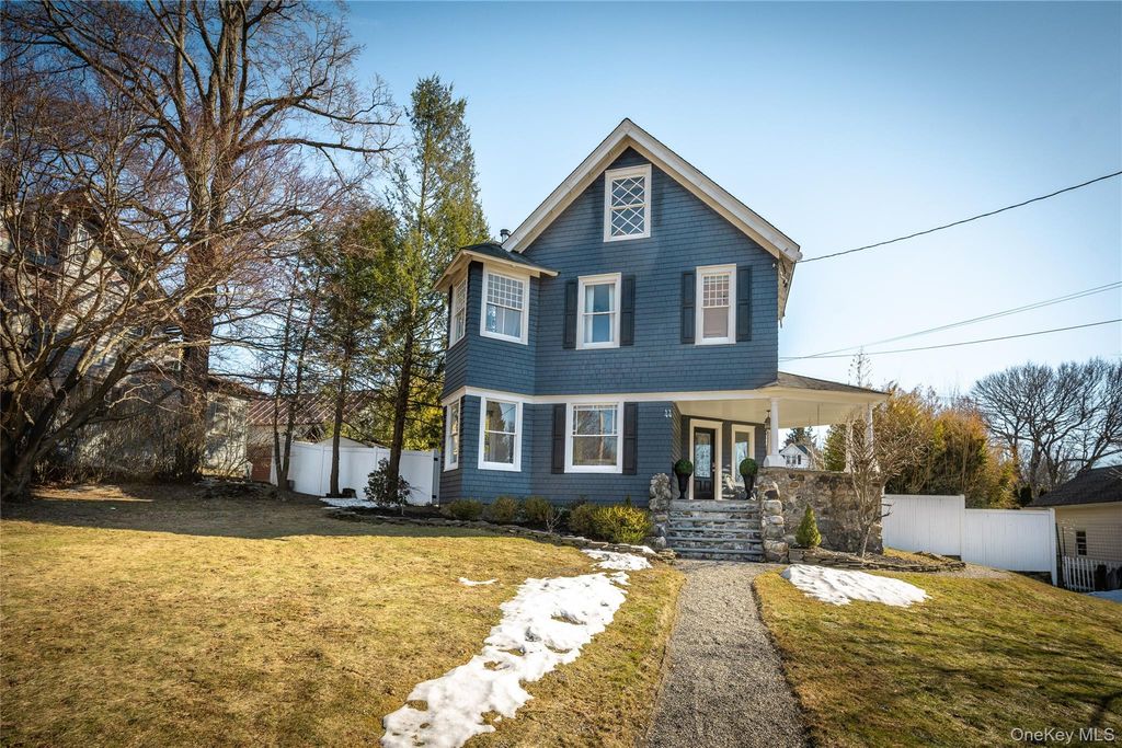 44 Merrit Avenue, Millbrook, NY 12545