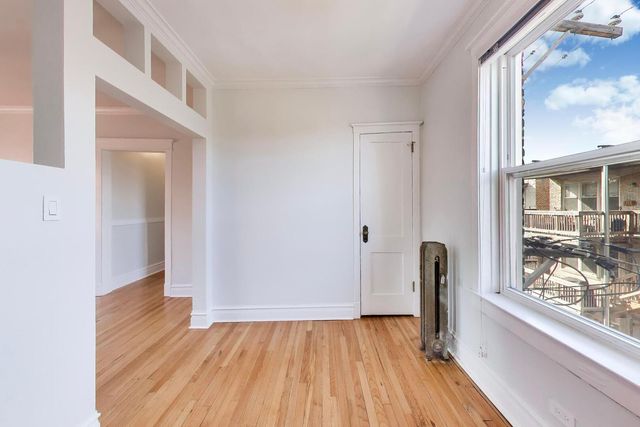 832 W Lakeside Place 3N, Chicago, IL 60640