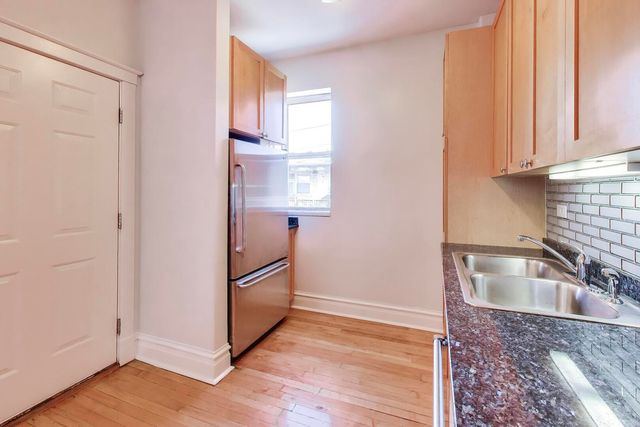 832 W Lakeside Place 3N, Chicago, IL 60640