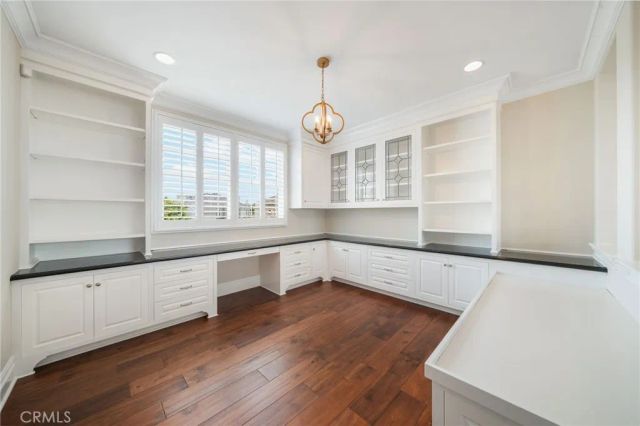 5 Thunderbird, Newport Beach, CA 92660