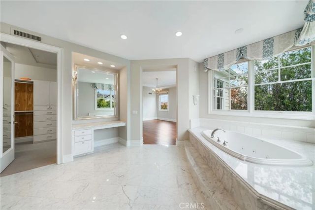 5 Thunderbird, Newport Beach, CA 92660