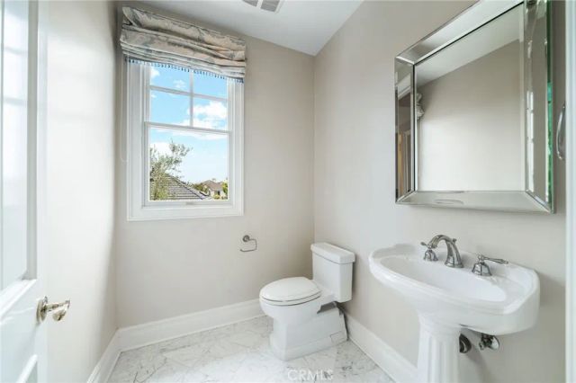 5 Thunderbird, Newport Beach, CA 92660