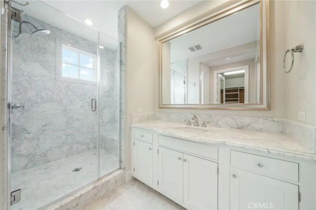 5 Thunderbird, Newport Beach, CA 92660