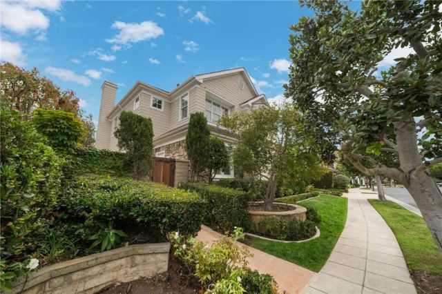 5 Thunderbird, Newport Beach, CA 92660