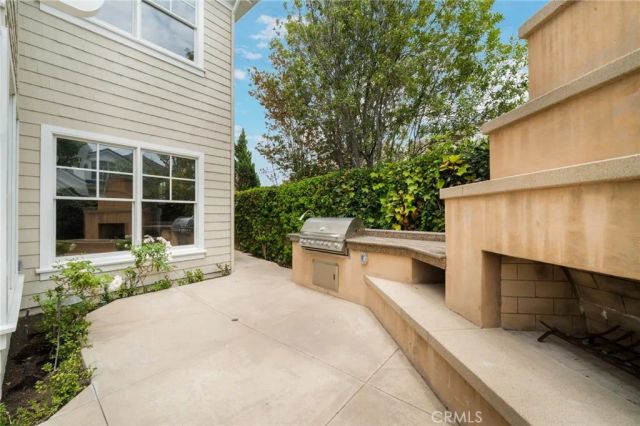 5 Thunderbird, Newport Beach, CA 92660