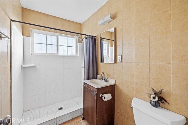 330 W Laurel Street C, Compton, CA 90220