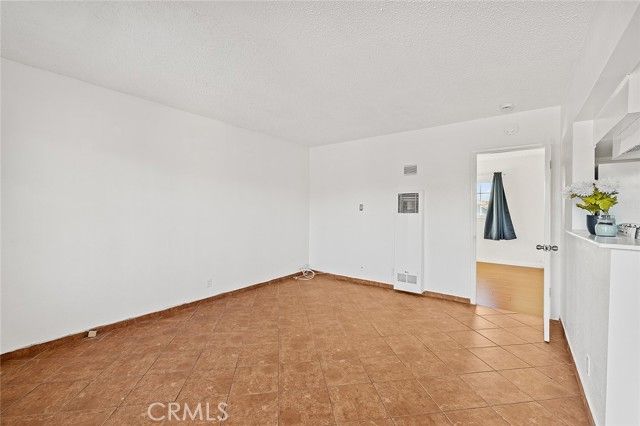 330 W Laurel Street C, Compton, CA 90220