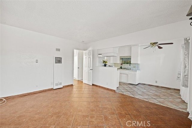 330 W Laurel Street C, Compton, CA 90220