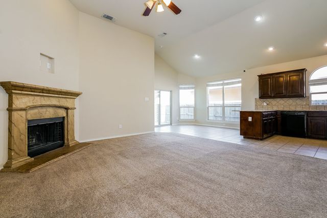 10909 Braemoor Drive, Fort Worth, TX 76052