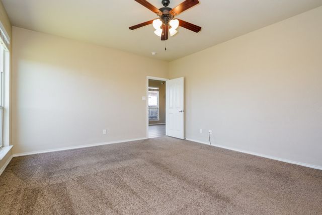 10909 Braemoor Drive, Fort Worth, TX 76052