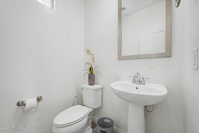 255 N 69TH Place, Mesa, AZ 85207