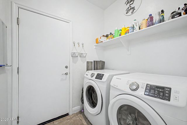 255 N 69TH Place, Mesa, AZ 85207