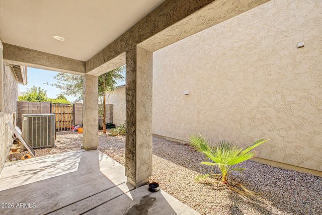 255 N 69TH Place, Mesa, AZ 85207