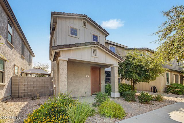 255 N 69TH Place, Mesa, AZ 85207