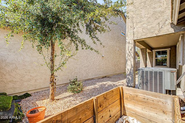 255 N 69TH Place, Mesa, AZ 85207