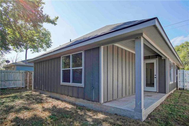 811 Dansby Street, Bryan, TX 77803