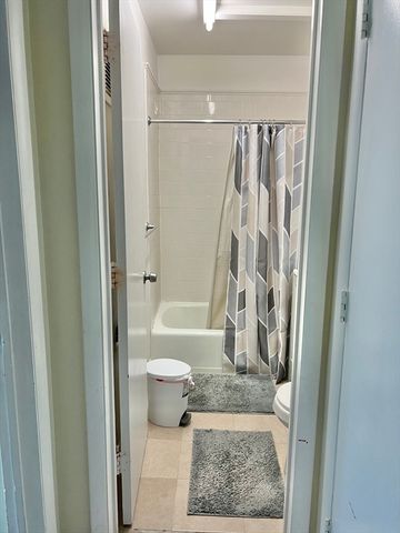 2 Shrewsbury Green Dr I, Shrewsbury, MA 01545