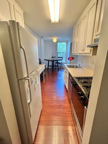 2 Shrewsbury Green Dr I, Shrewsbury, MA 01545