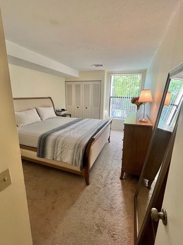 2 Shrewsbury Green Dr I, Shrewsbury, MA 01545