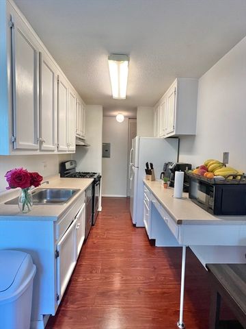 2 Shrewsbury Green Dr I, Shrewsbury, MA 01545