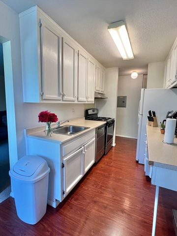 2 Shrewsbury Green Dr I, Shrewsbury, MA 01545